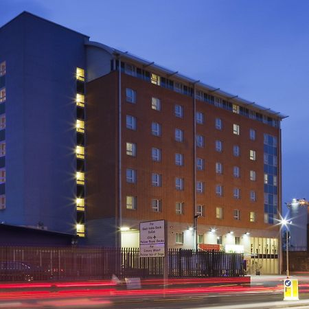 Holiday Inn Express London Limehouse By Ihg Exterior foto
