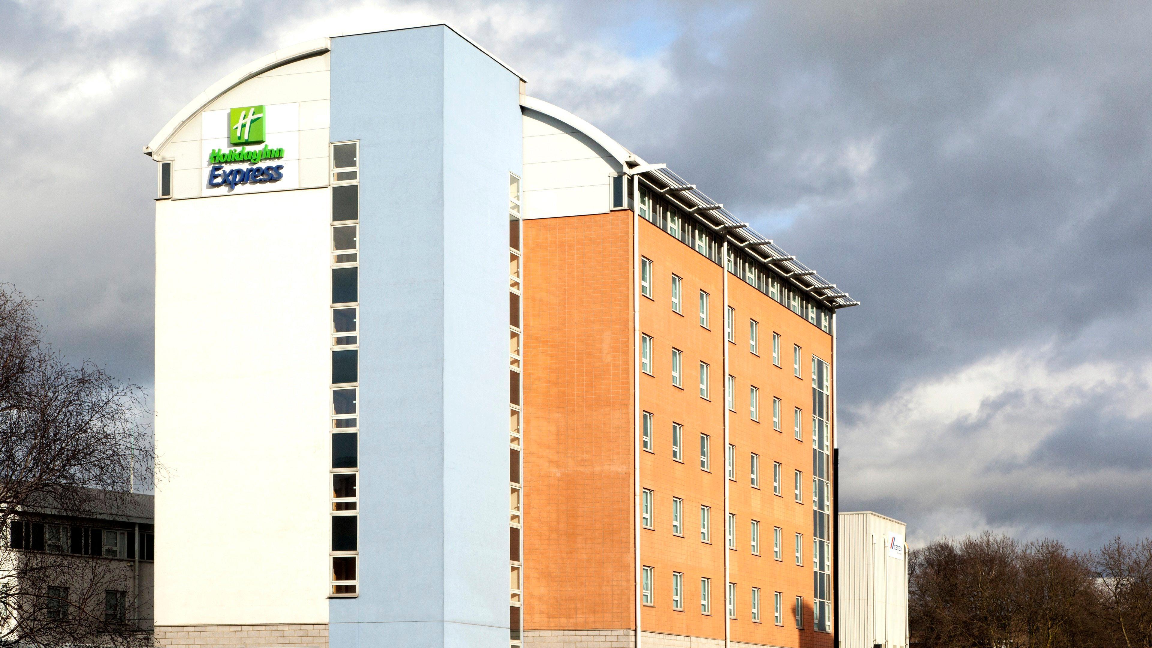 Holiday Inn Express London Limehouse By Ihg Exterior foto