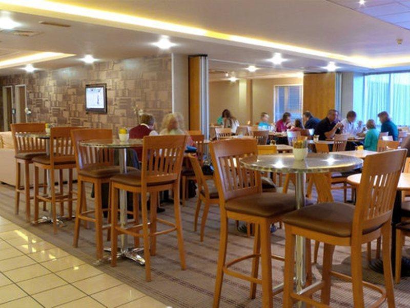 Holiday Inn Express London Limehouse By Ihg Exterior foto